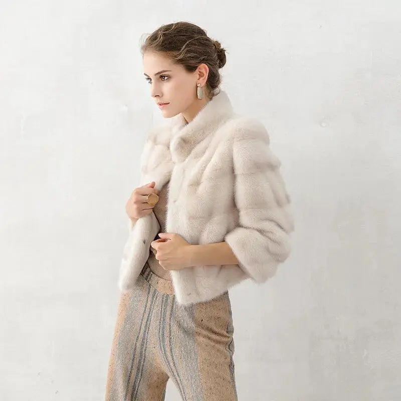 LEONA mink fur coat (collar)